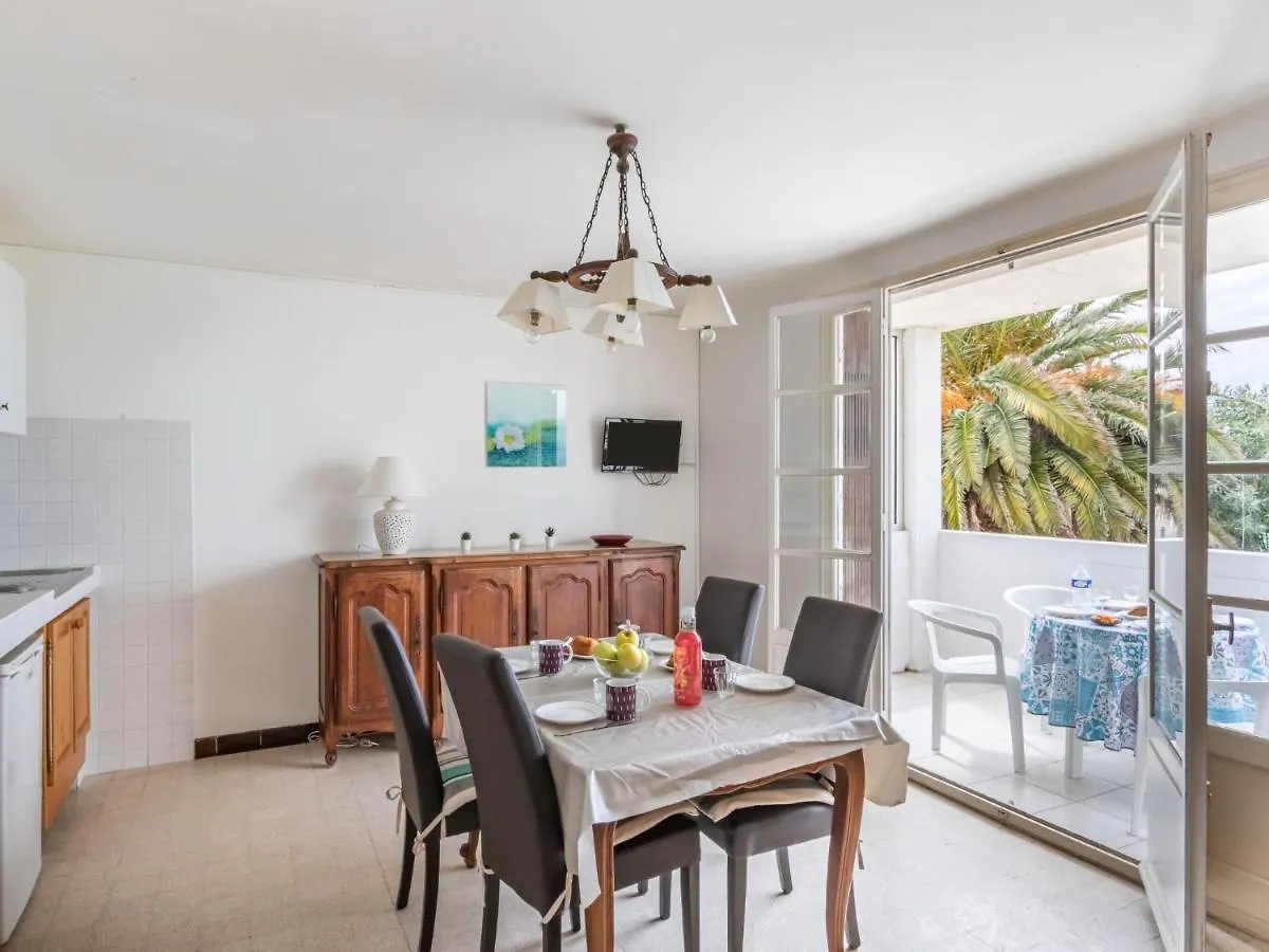 Apartment Super Plage-6 By Interhome Saint-Cyr-sur-Mer