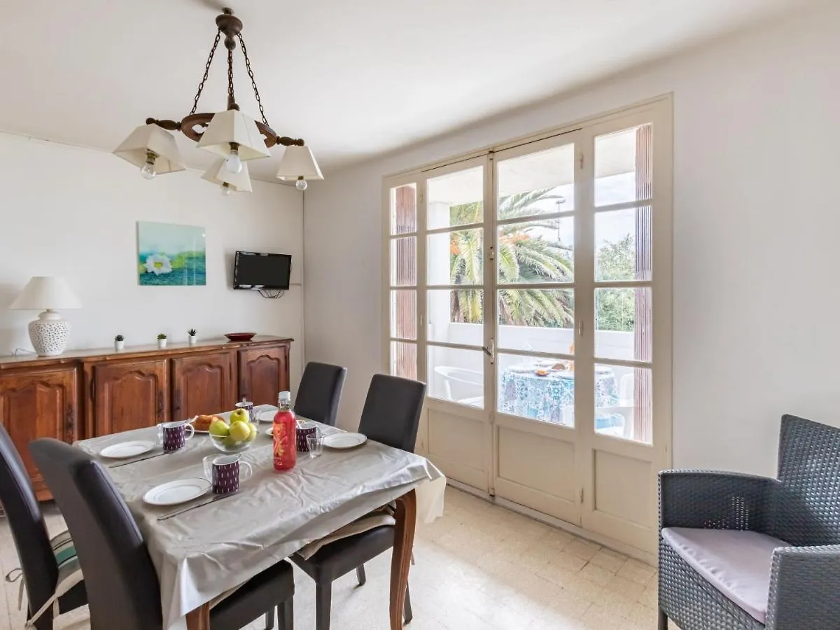 Apartment Super Plage-6 By Interhome Saint-Cyr-sur-Mer